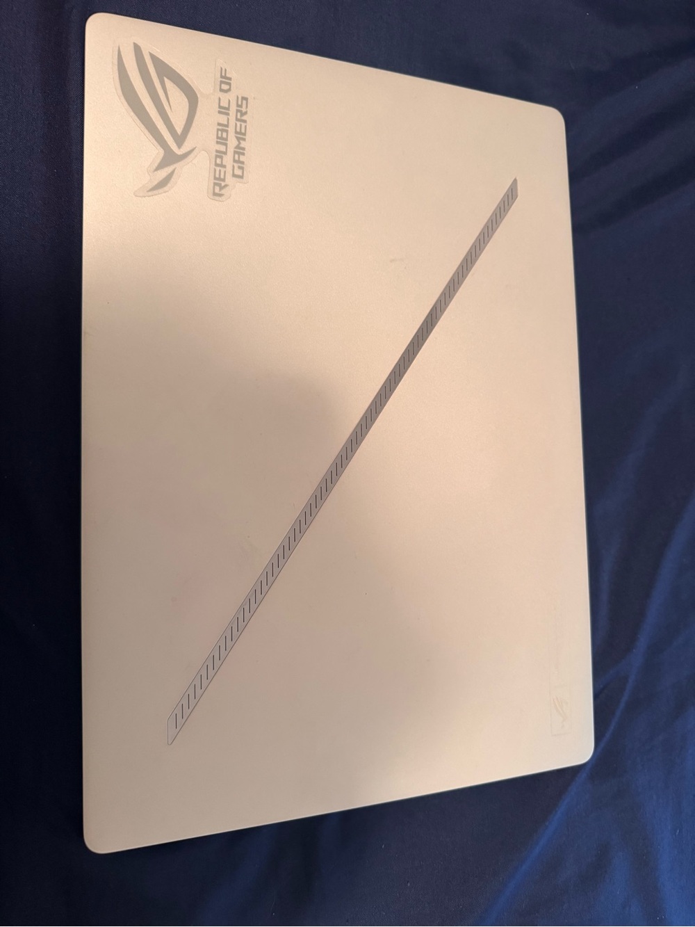 ASUS ROG White Gaming Laptop Top Cover - White Silver Accents